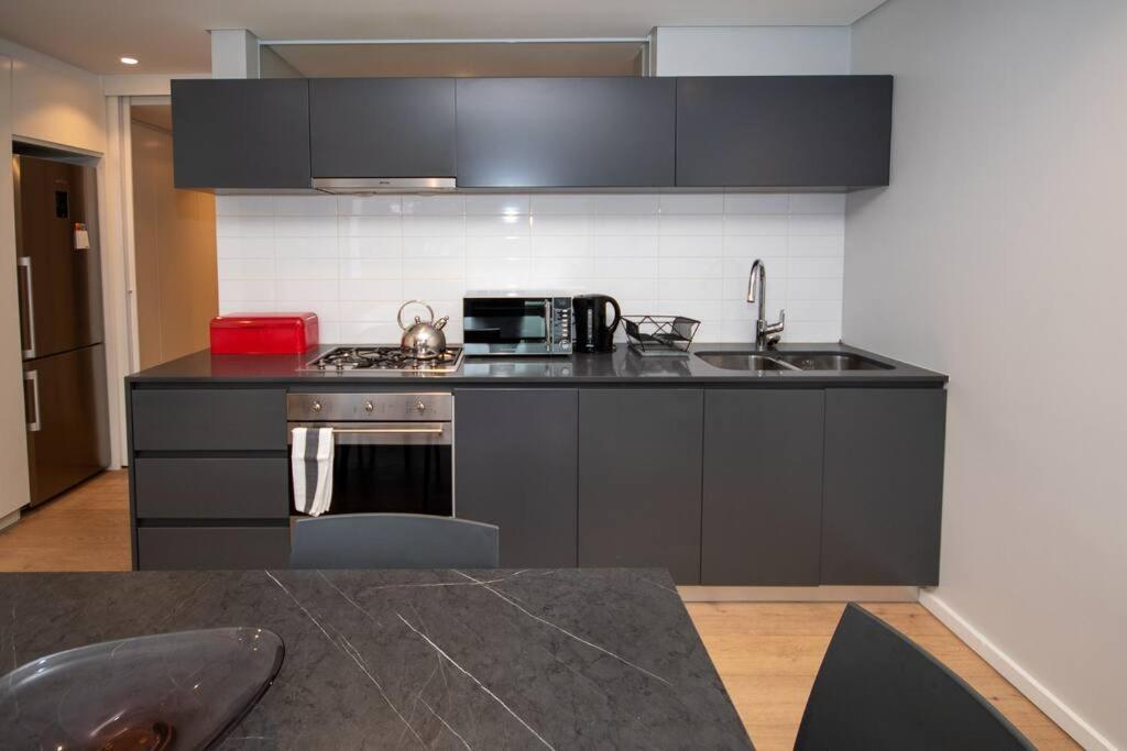 Modern 1 Bedroom Apartment, Pool Nineons Apartment